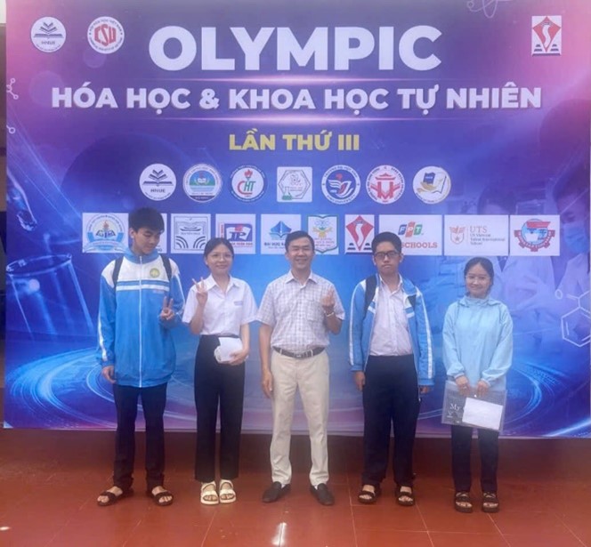 Hình 1. Lễ trao giải trong Kỳ thi Olympic HH và KHTN lần thứ III năm 2026 
